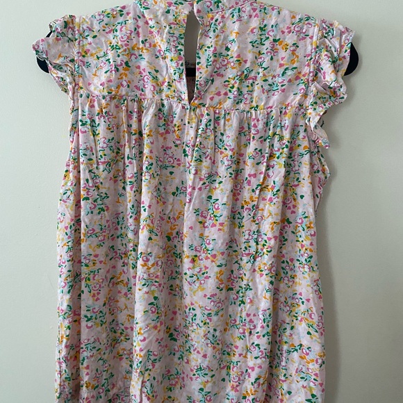 Crown & Ivy Floral Multicolor Women's Top - Picture 4 of 7